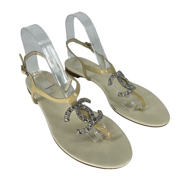 Chanel 2010 Interlocking CC Logo Slingback Sandals - Picture 4 of 16